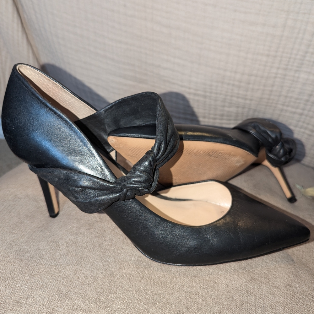 Nine West Black Heels 10.5 with Knotted Accent